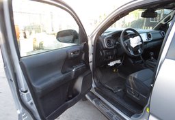 2020 Toyota Tacoma 4WD - Image 22