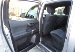 2020 Toyota Tacoma 4WD - Image 28