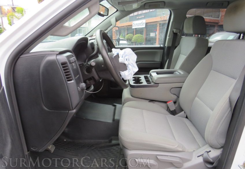 2018 Chevrolet Silverado 2500HD - Image 29