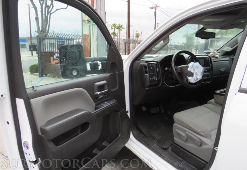 2018 Chevrolet Silverado 2500HD - Image 25