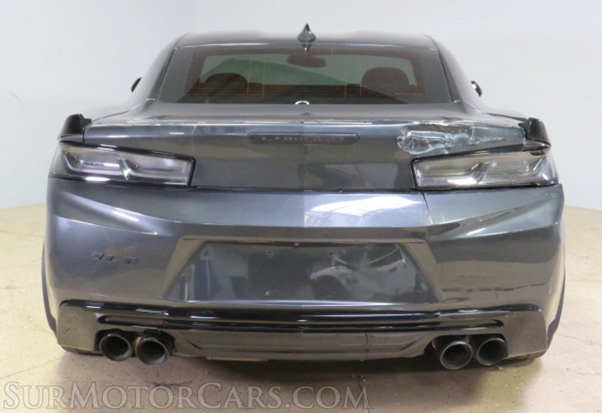 2018 Chevrolet Camaro - Image 10