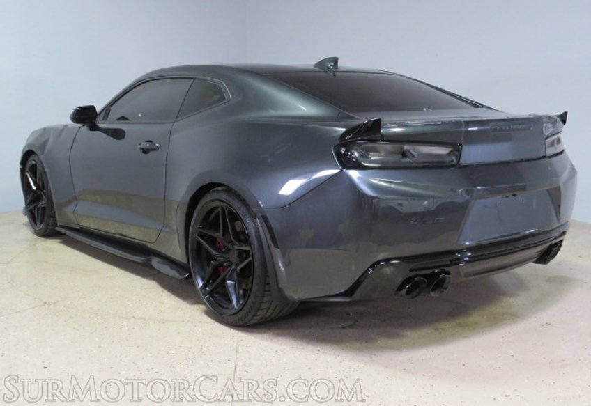 2018 Chevrolet Camaro - Image 7