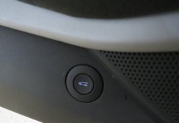 2018 Chevrolet Camaro - Image 39