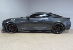 2018 Chevrolet Camaro - Image 11