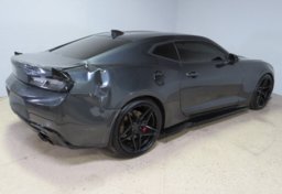 2018 Chevrolet Camaro - Image 6