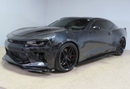 2018 Chevrolet Camaro - Image 4