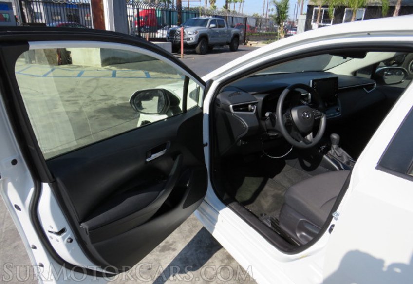 2021 Toyota Corolla - Image 20