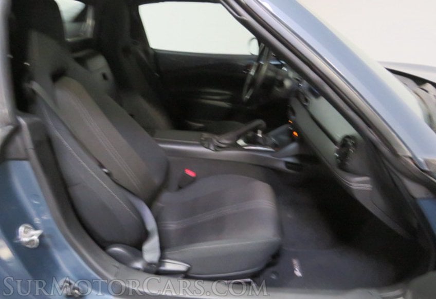 2020 Mazda MX-5 Miata RF - Image 27