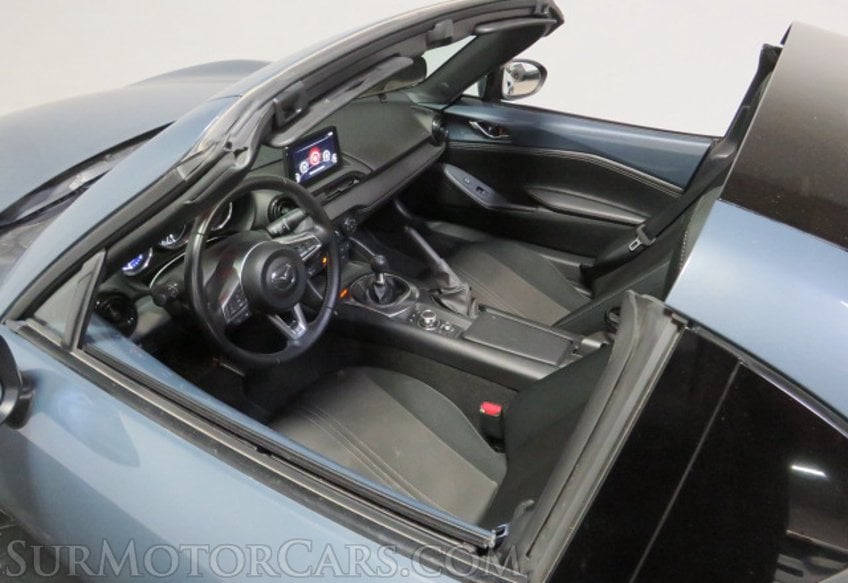 2020 Mazda MX-5 Miata RF - Image 22