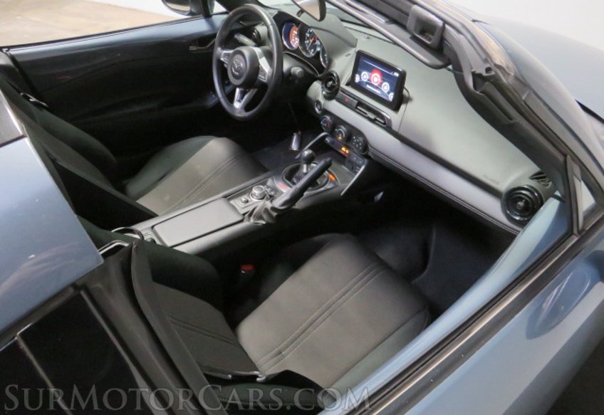 2020 Mazda MX-5 Miata RF - Image 23