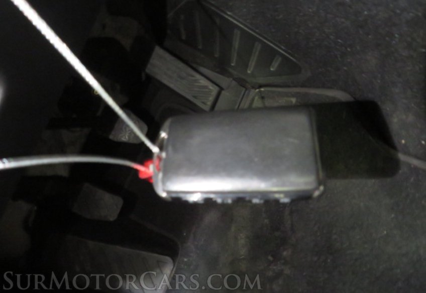 2020 Mazda MX-5 Miata RF - Image 32