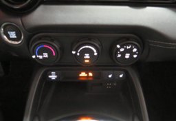 2020 Mazda MX-5 Miata RF - Image 35