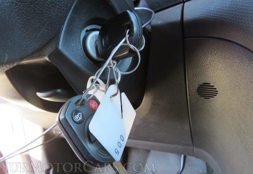 2015 Ford Transit Connect - Image 20