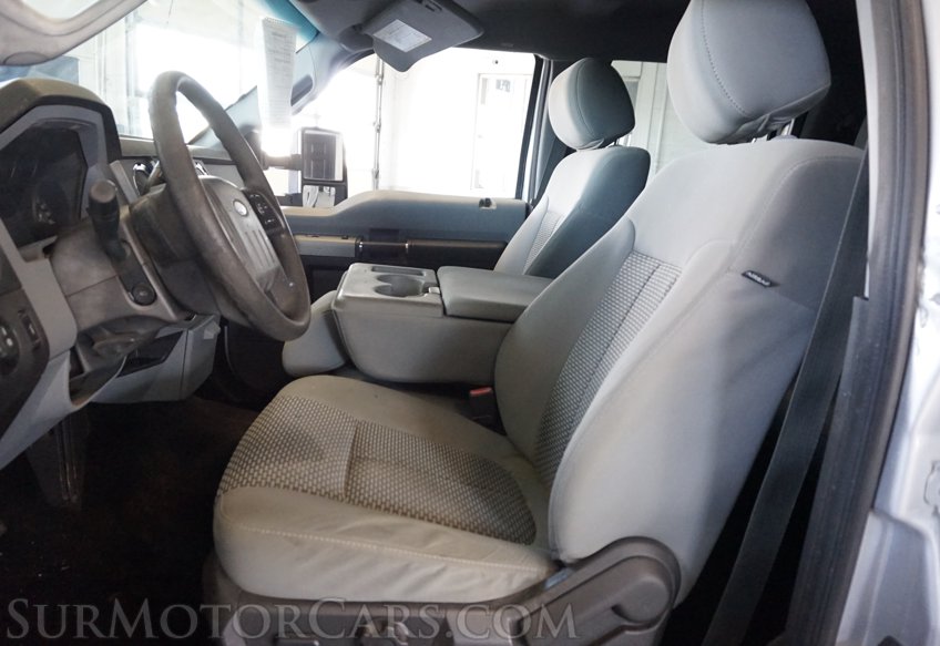 2013 Ford Super Duty F-350 SRW - Image 31
