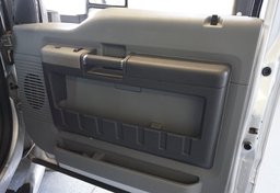 2013 Ford Super Duty F-350 SRW - Image 53