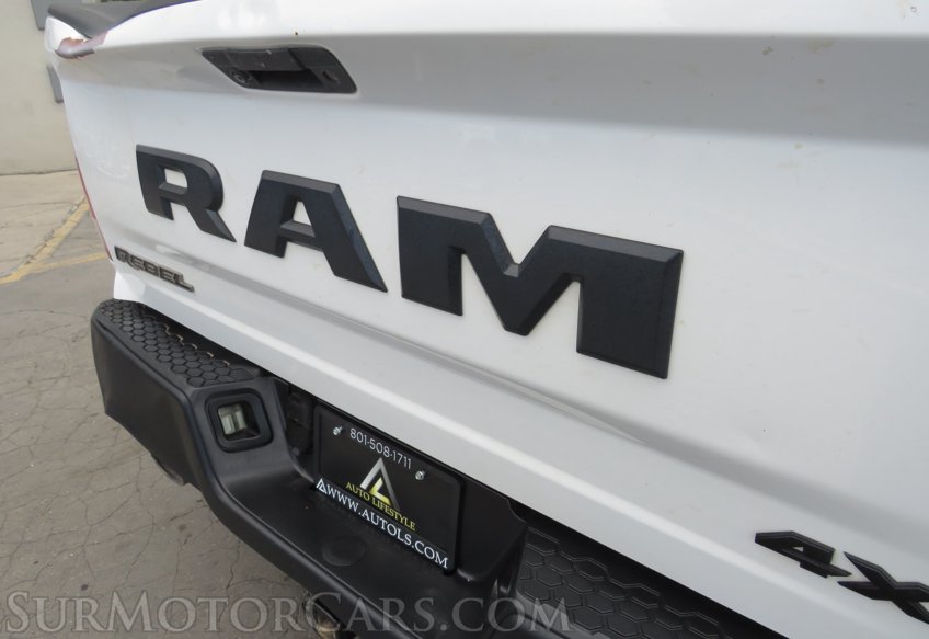 2016 Ram 1500 - Image 16