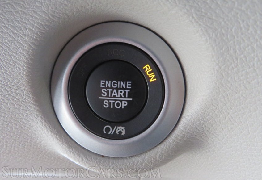 2023 Chrysler Pacifica - Image 36