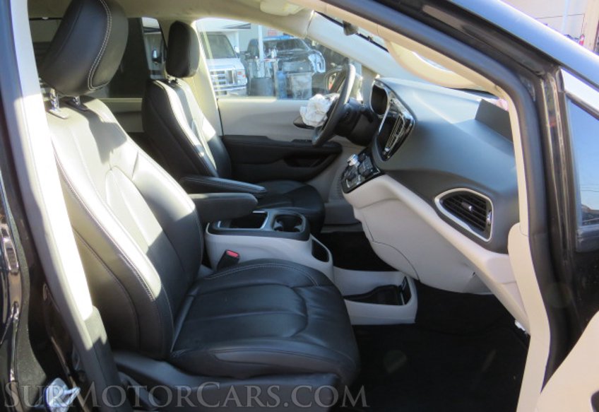 2023 Chrysler Pacifica - Image 29