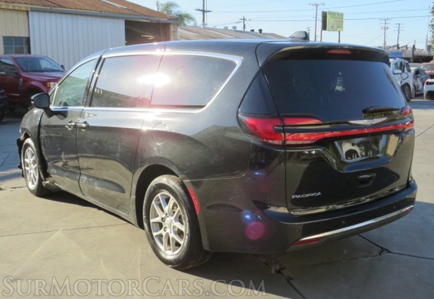 2023 Chrysler Pacifica - Image 9