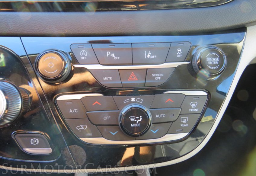 2023 Chrysler Pacifica - Image 41