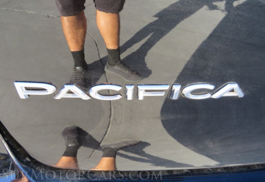 2023 Chrysler Pacifica - Image 17