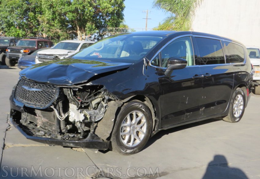 2023 Chrysler Pacifica - Image 4