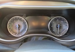 2023 Chrysler Pacifica - Image 38