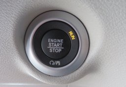 2023 Chrysler Pacifica - Image 36