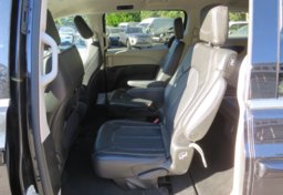 2023 Chrysler Pacifica - Image 26