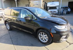 2023 Chrysler Pacifica - Image 1