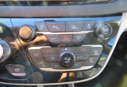 2023 Chrysler Pacifica - Image 41