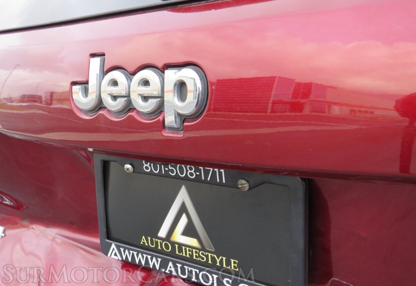 2019 Jeep Grand Cherokee - Image 25