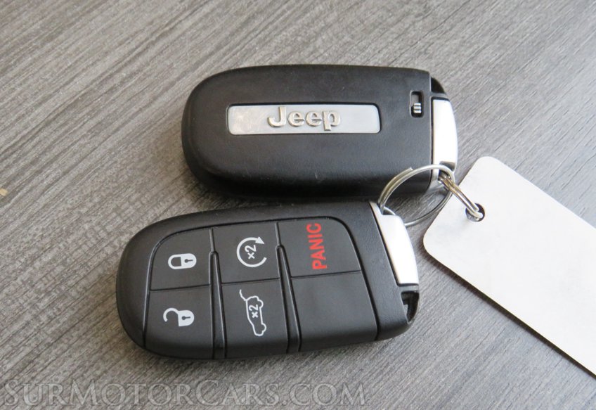 2019 Jeep Grand Cherokee - Image 50