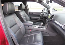 2019 Jeep Grand Cherokee - Image 30