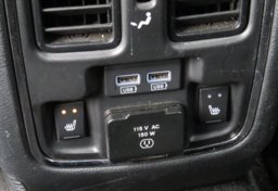 2019 Jeep Grand Cherokee - Image 41