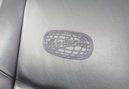 2019 Jeep Grand Cherokee - Image 42