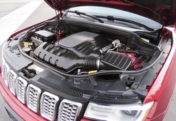 2019 Jeep Grand Cherokee - Image 58