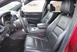 2019 Jeep Grand Cherokee - Image 29