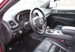 2019 Jeep Grand Cherokee - Image 28