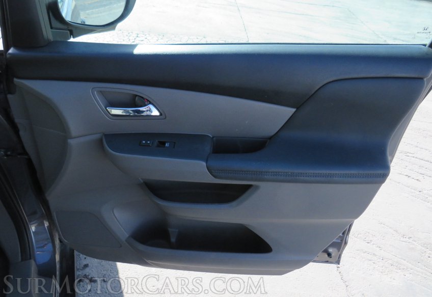 2015 Honda Odyssey - Image 58