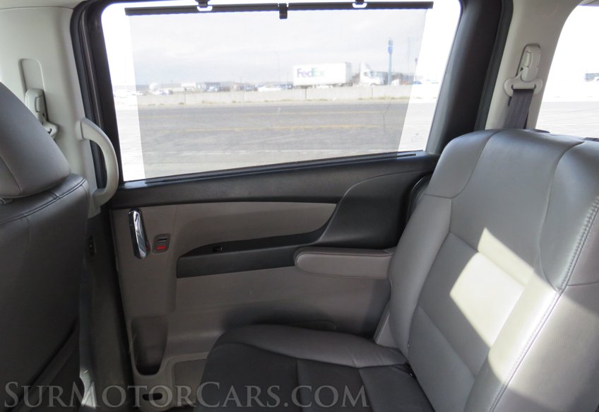 2015 Honda Odyssey - Image 28
