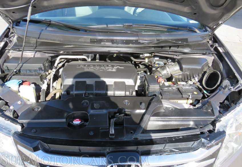 2015 Honda Odyssey - Image 63