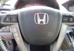 2015 Honda Odyssey - Image 39