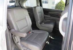 2015 Honda Odyssey - Image 31