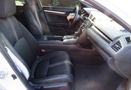 2020 Honda Civic Sedan - Image 25