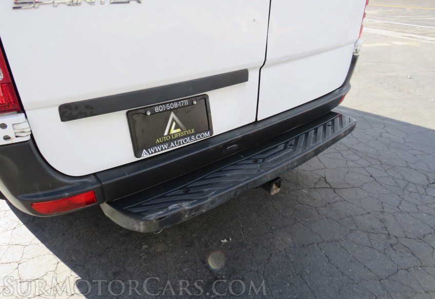 2015 Freightliner Sprinter Cargo Vans - Image 14