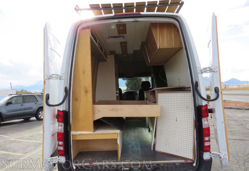 2015 Freightliner Sprinter Cargo Vans - Image 15