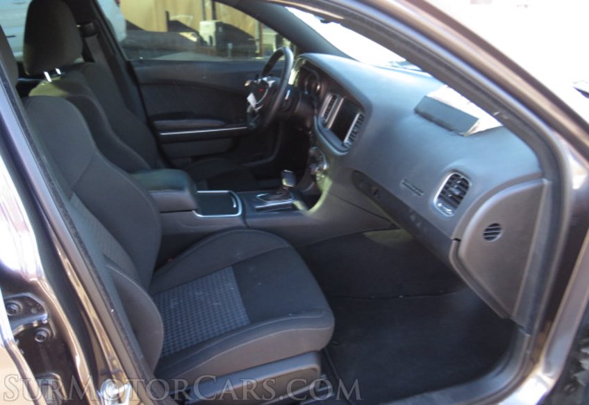 2021 Dodge Charger - Image 15