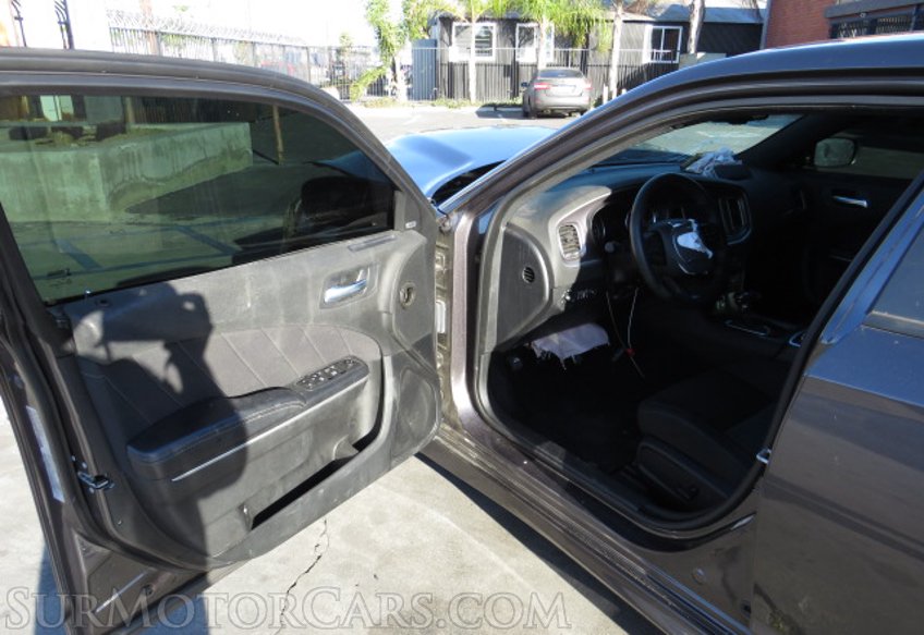 2021 Dodge Charger - Image 27