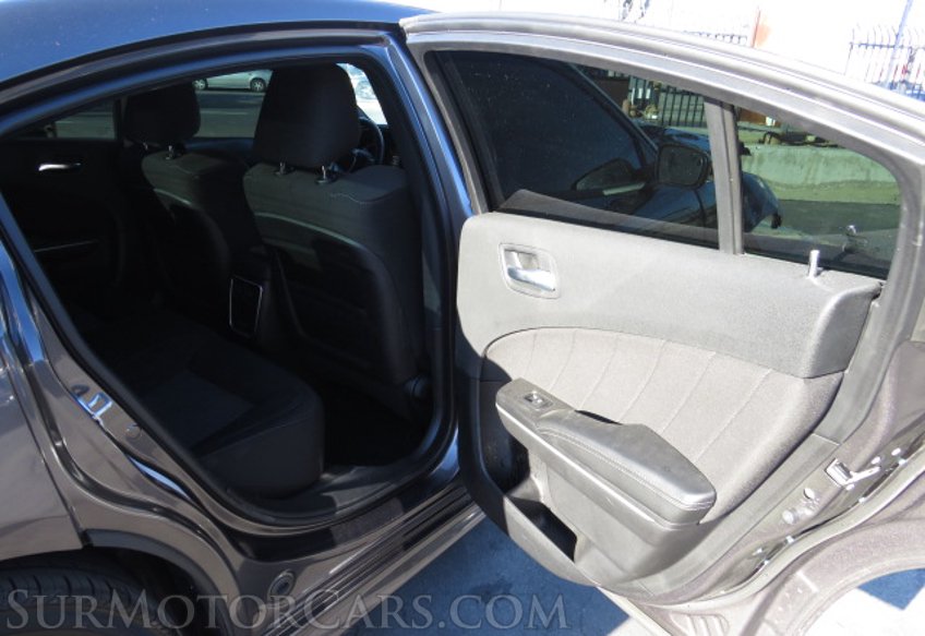 2021 Dodge Charger - Image 18